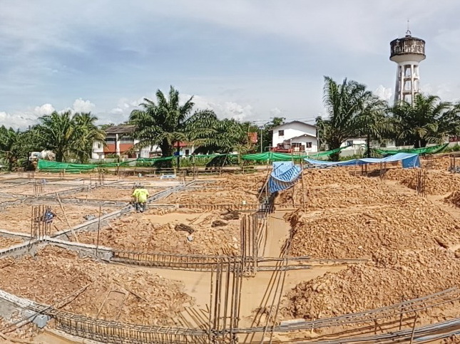 สร้างสระว่ายน้ำชุมชน จ.ปราจีนบุรี
